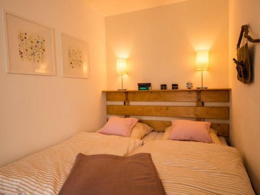Wohlfuehloase Am Weissen Hirsch Apartment Дрезден Екстериор снимка